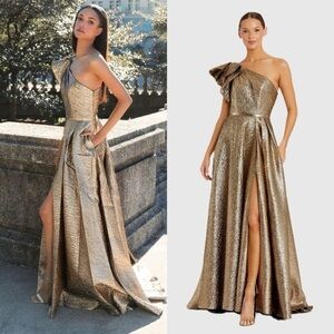 Mac Duggal 68608 Gold One Shoulder Metallic Ballgown Size 6 NWT